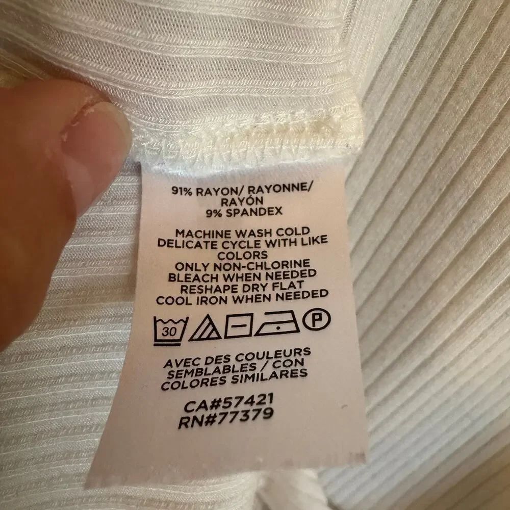 Ann Taylor Cream V-Neck Blouse - Picture 6 of 11
